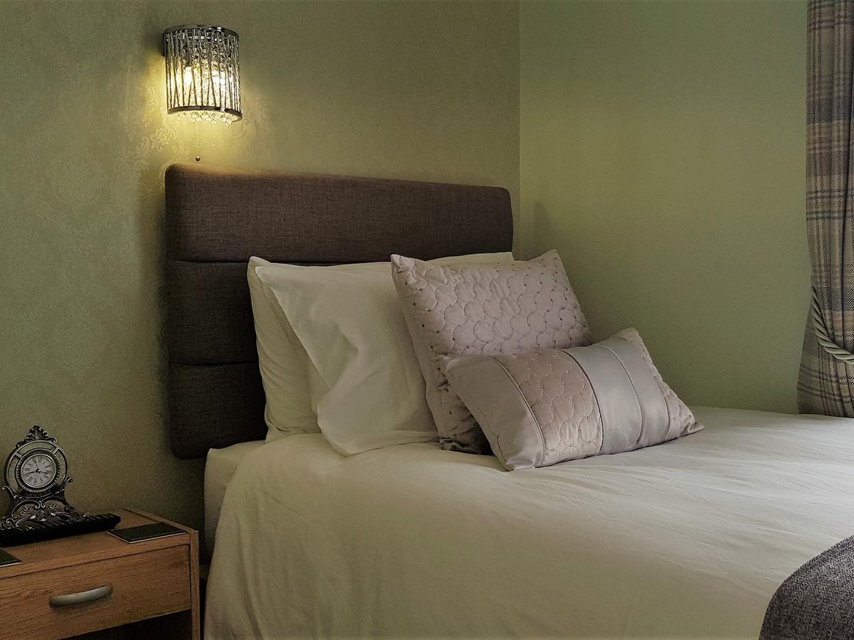Courtneys Of Gynn Square Blackpool Quarto foto
