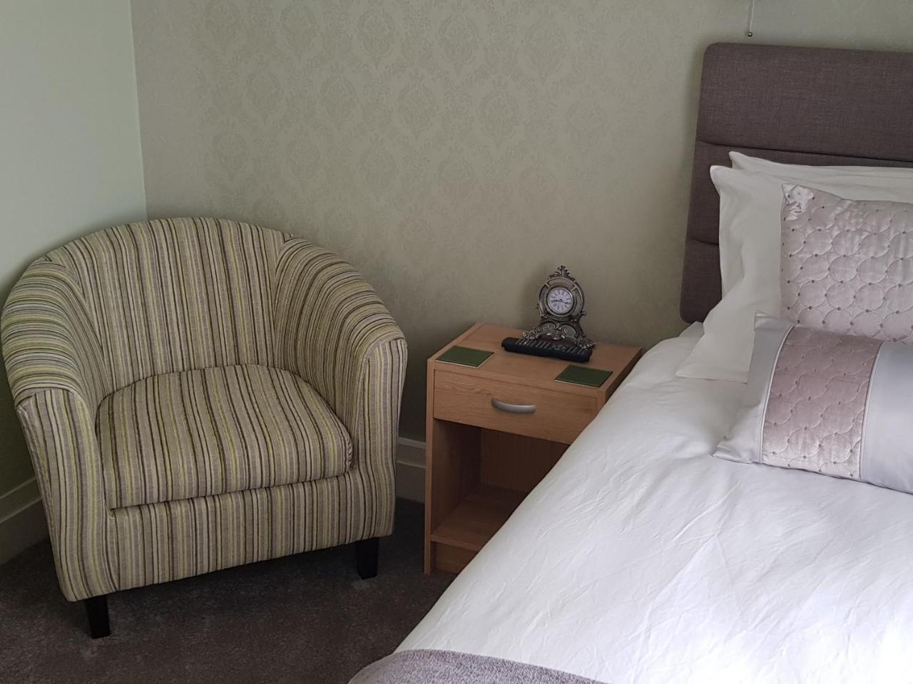Courtneys Of Gynn Square Blackpool Quarto foto